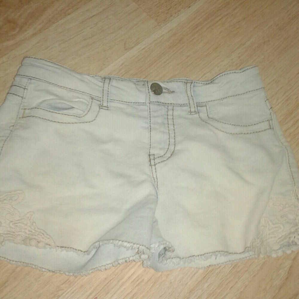 Cherokee girls large shorts